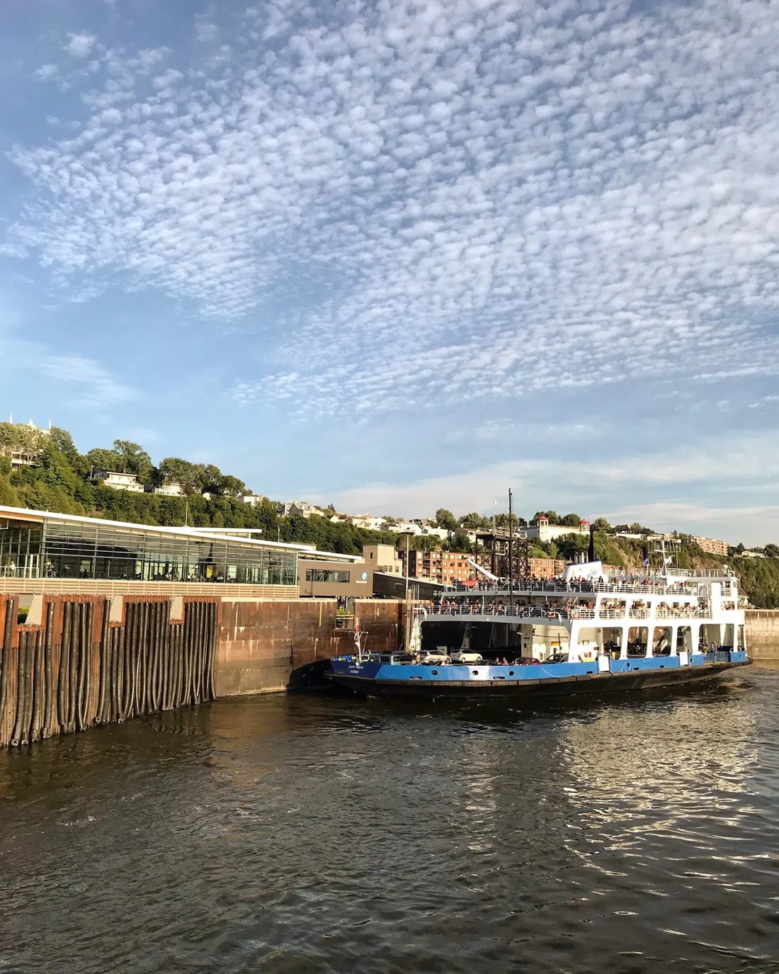 Traverse Québec–Lévis ferry, Quebec