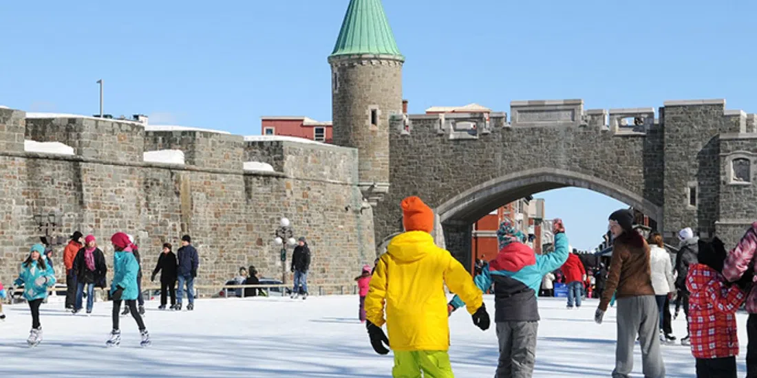 Patinoire de la Place D'Youville, Québec