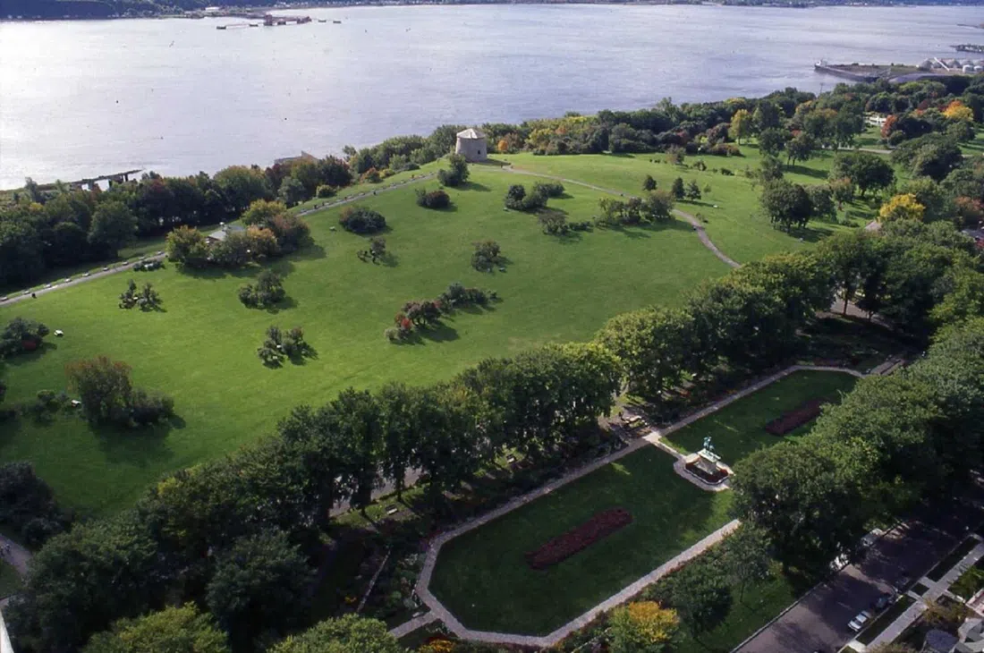 Les Plaines d'Abraham (Parc des Champs-de-Bataille / Battlefields Park), Québec