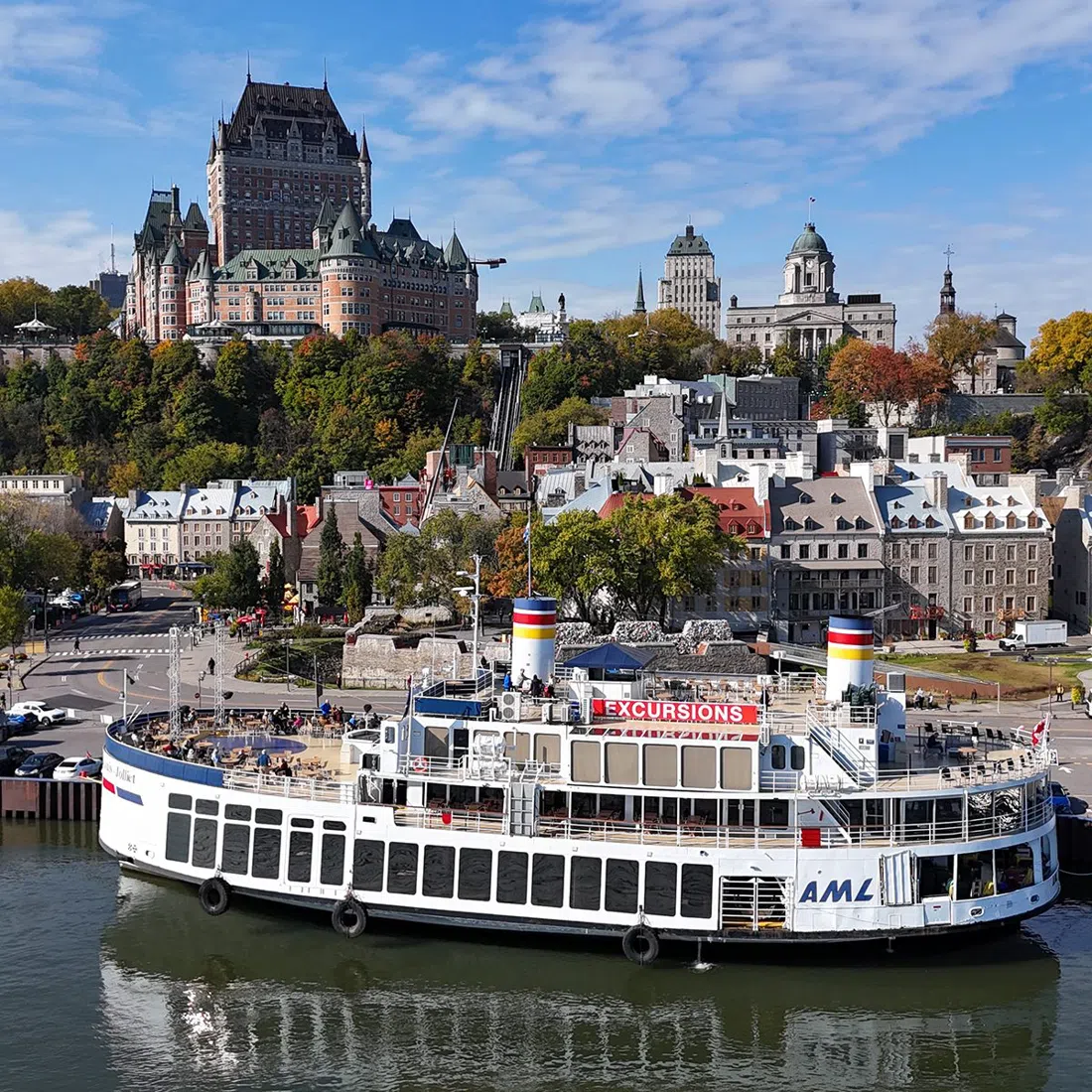 AML Cruises — Louis-Jolliet evening & dinner cruise, Quebec