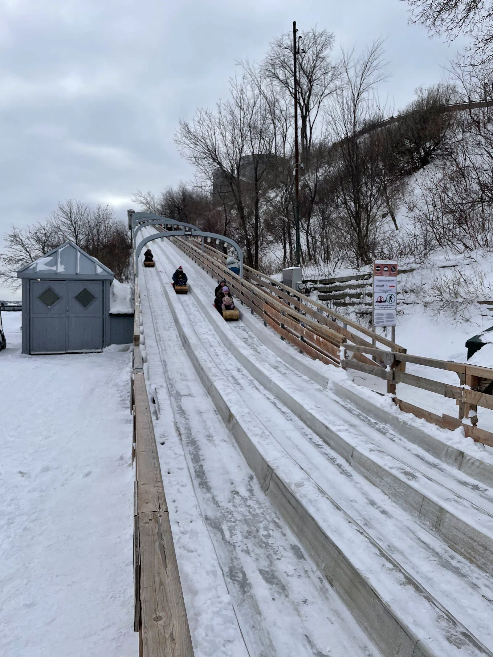 Glissades Au 1884 (Dufferin Terrace Toboggan Slide), Quebec